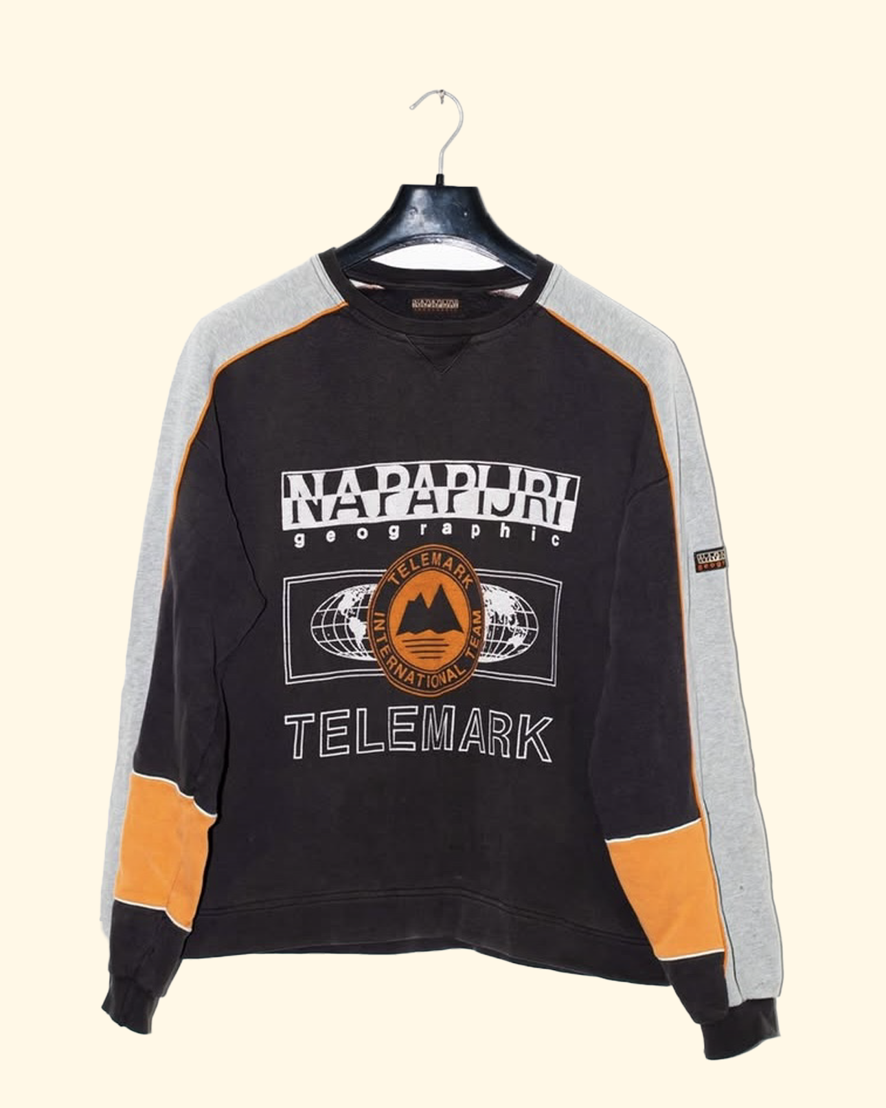 NAPAPIRI